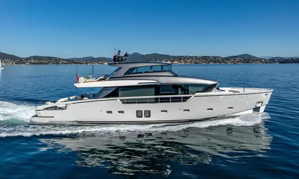 27m Sanlorenzo BELLE DE NUIT Listed for €4.4m — source image