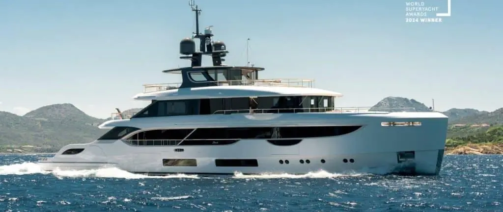 Benetti Oasis 40M Wins at World Superyacht Awards 2024 | M/Y Oreos Awarded | Benetti news image