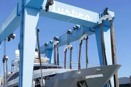 Benetti launches the 38 meter M/Y LEJOS 3 | Benetti news image