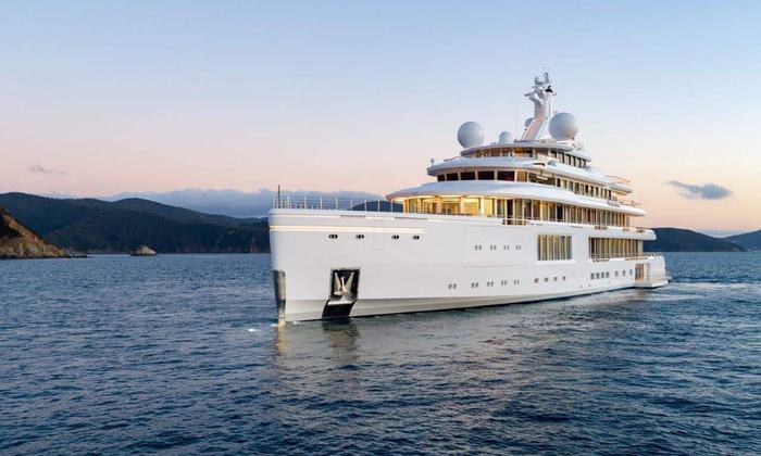 Azimutbenetti Wins Two Robb Report Usa Best Of The Best Awards Scoring Another World Class Triumph For Made In Italy Products 2 | Benetti news image