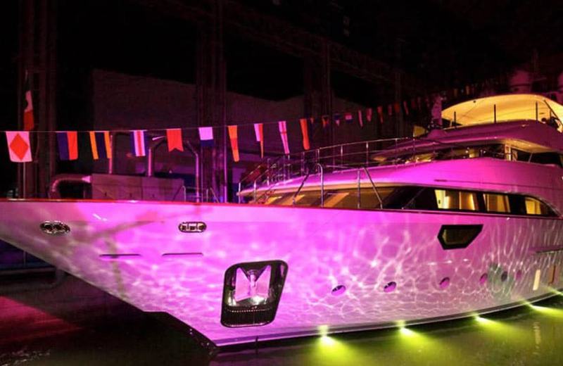 Benetti CRYSTAL 140 M/Y MR-D us premiere at yachts miami beach show 2016 | Benetti news image