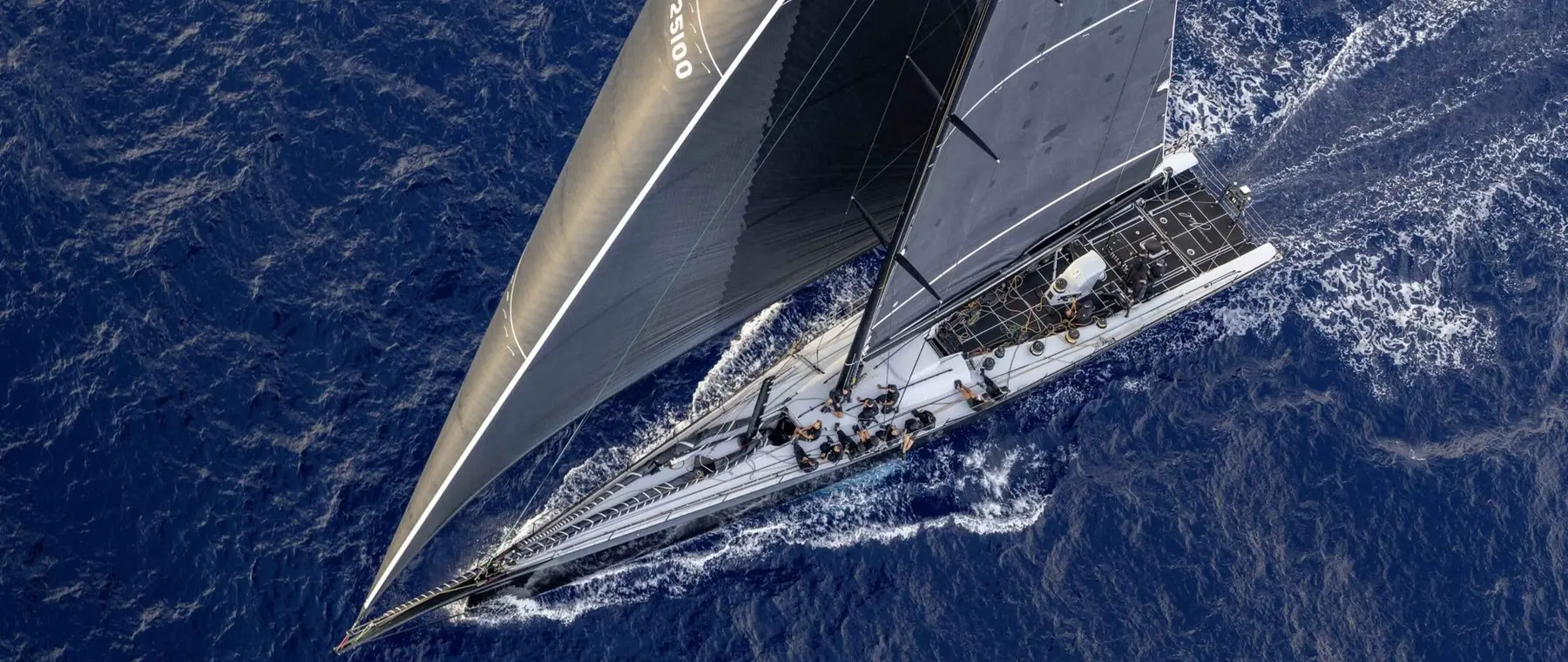 30m BLACK JACK 100 Takes Rolex Middle Sea Race Line Honours — source image