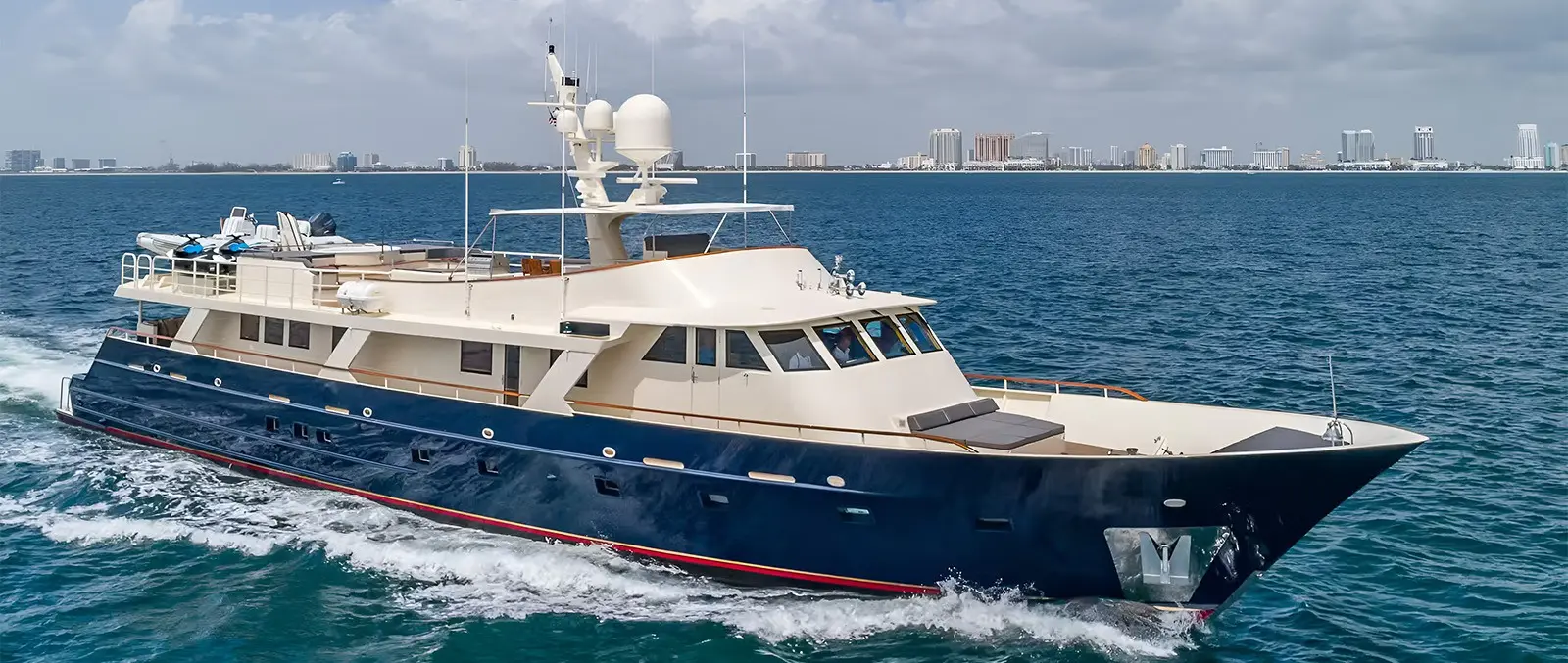 38m Breaux Bay Craft BLU Enters IYC Sales Fleet — source image