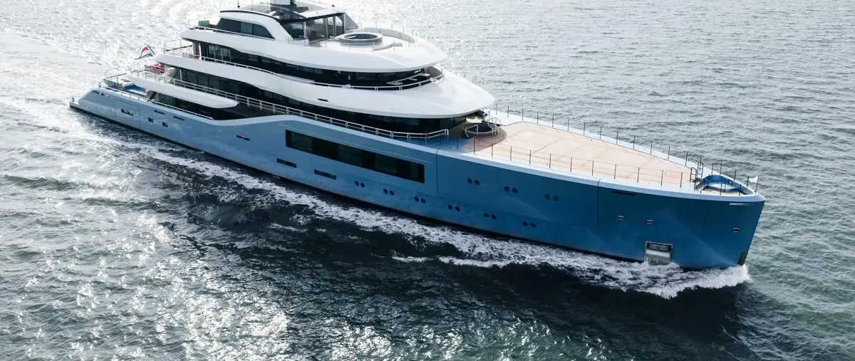 Blue in Context - Latest Amels 80 Begins Sea Trials press image