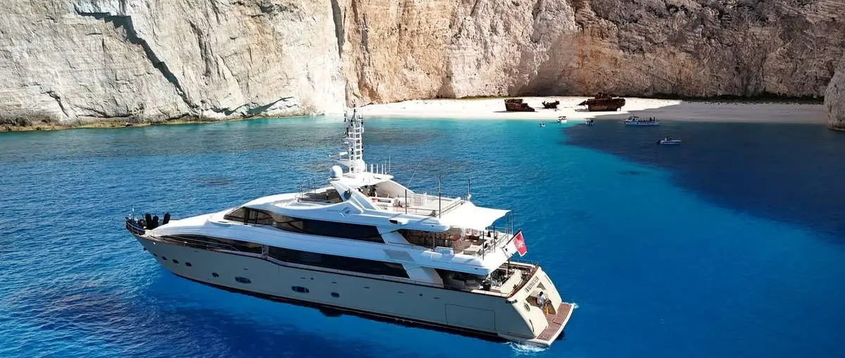 39.6m CRN Bunker Joins Burgess Sales Fleet at €5.79 Million — source image