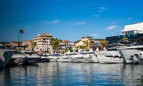 Cannes Yachting Festival 2026 — Vieux Port