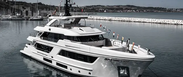 CdM news - RJ 115 M/Y Stellamar has been launched