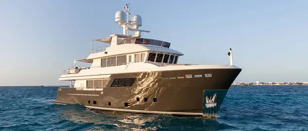 CdM news - M/Y ACALA, DARWIN 102 SOLD TO AN ENTHUSIAST NEW OWNER