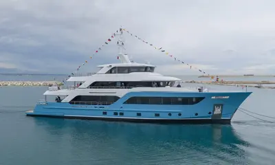 CdM news - Cantiere delle Marche launches Presence, Acciaio 130