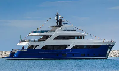 CdM news - ACCIAIO 105' M/Y Gatto