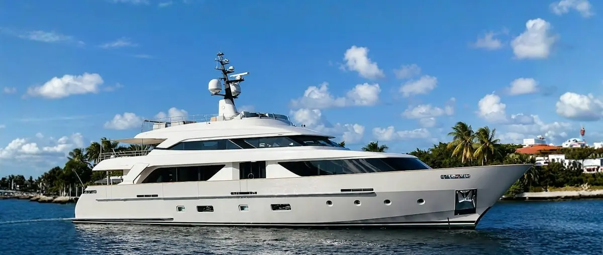 34m Sanlorenzo Christina Sold With Northrop & Johnson Representing Buyer — source image