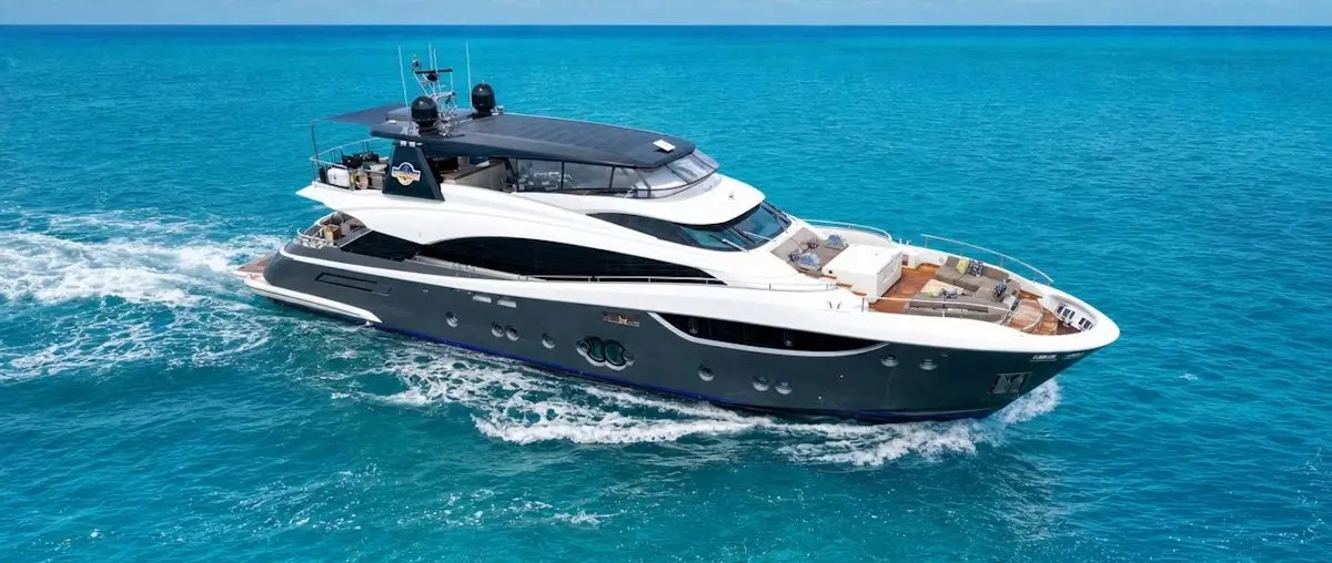 32m CIELO NERO Joins Bahamas Charter Fleet From $90,000 a Week — source image