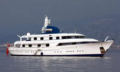 CLEOPATRA - Damen Yachting official image