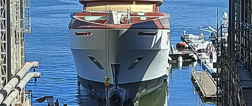 Codecasa news - HULL F78 IN VIAREGGIO