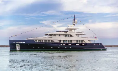 Codecasa news - CODECASA 43 FULL BEAM – VINTAGE SERIES – HULL F76 – THE LAUNCHING