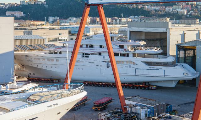 Spectacular megayacht relocation at CRN - CRN news image