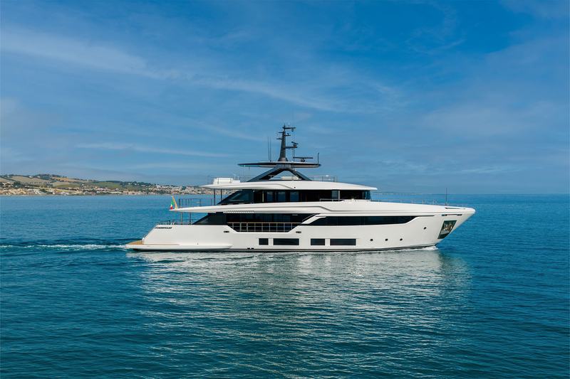 Custom Line Navetta 35 superyacht