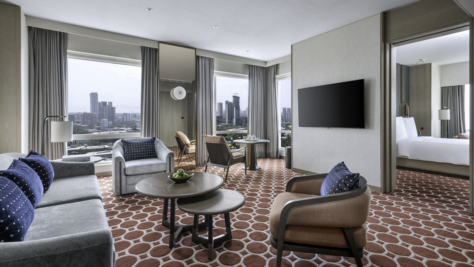 Mumbai's Four Seasons Gains a Michelin Key for Contemporary Design — official Four Seasons Hotel Mumbai image