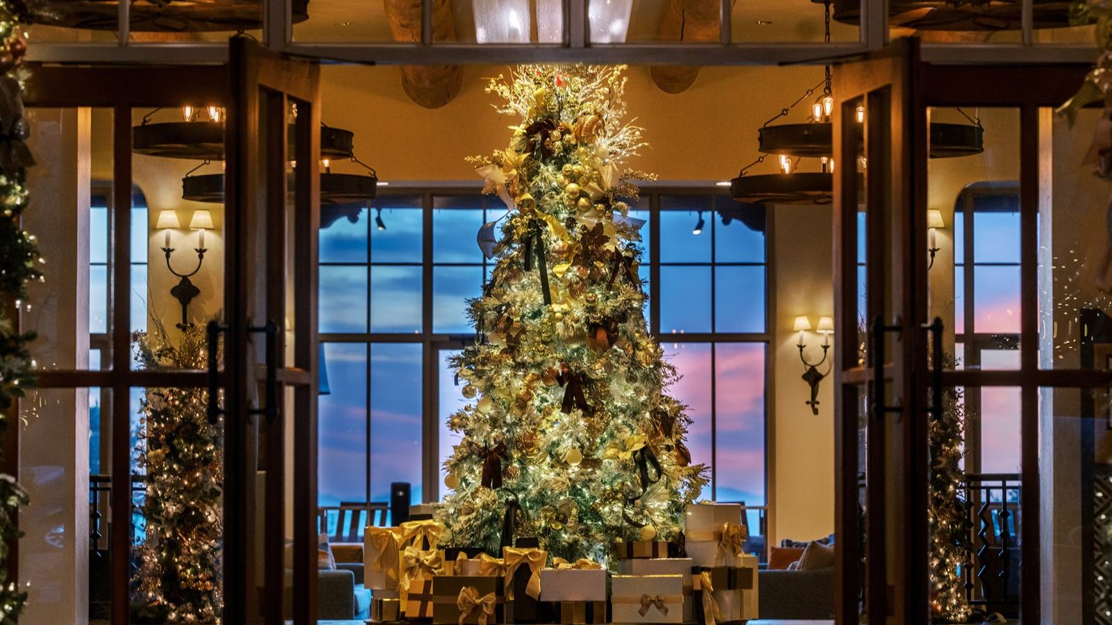 A Sonoran Desert Holiday Season Takes Shape in Scottsdale — official Four Seasons Resort Scottsdale image