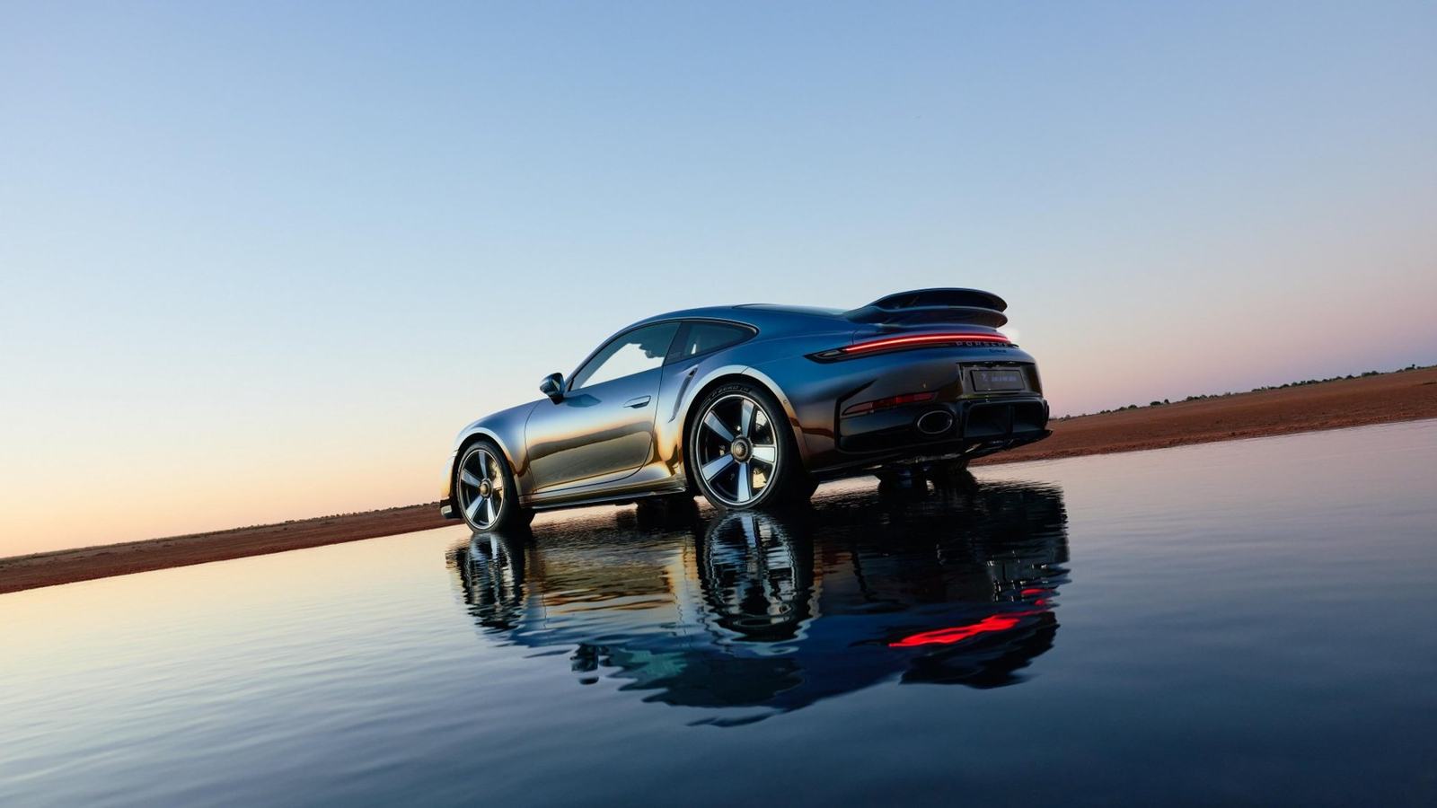 Porsche's One-Off 911 Turbo S Captures an Australian Sunset in Paint — official Porsche Cars Australia image