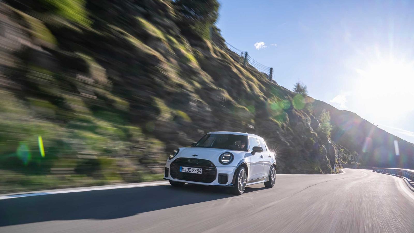 MINI Cooper S Five-Door Adds Everyday Space to the Weekend Drive — official MINI / BMW Group image