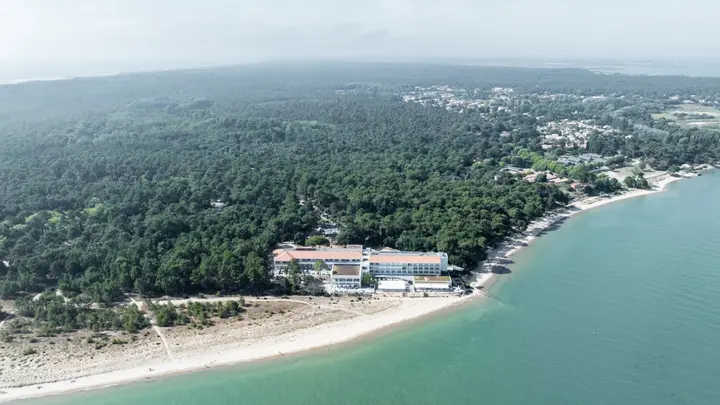 Île d’Oléron Adds an Atlantic MGallery Thalassotherapy Retreat — official MGallery Collection / Accor image