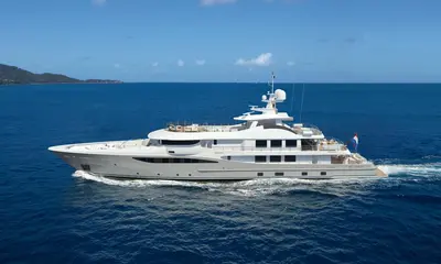 DEEP BLUE - Damen Yachting official image