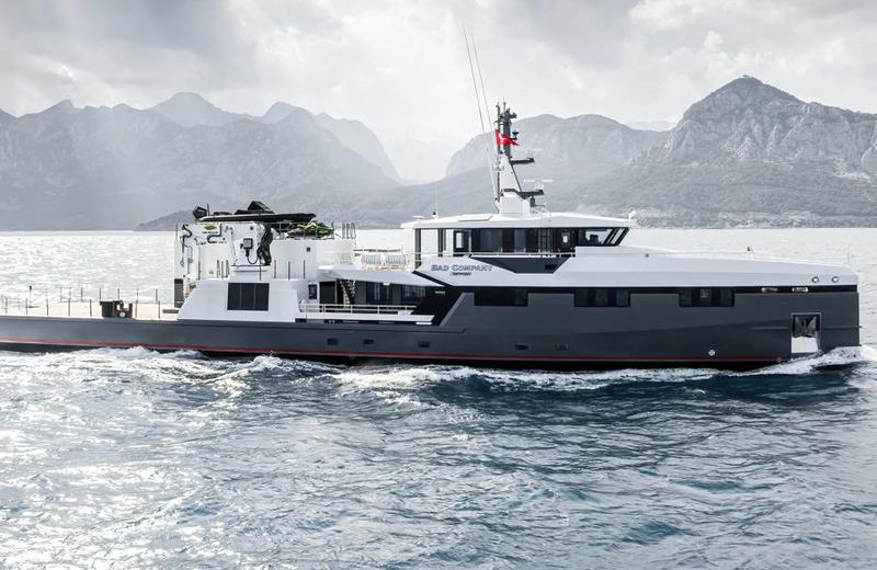Delivery of the YS 53 BAD COMPANY SUPPORT 175 press image