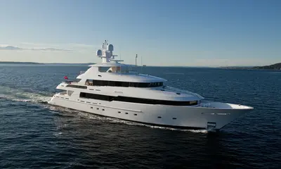 Rochade - Delta Marine official image