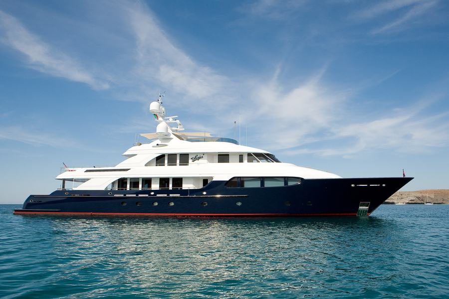 Slojo - Delta Marine official image