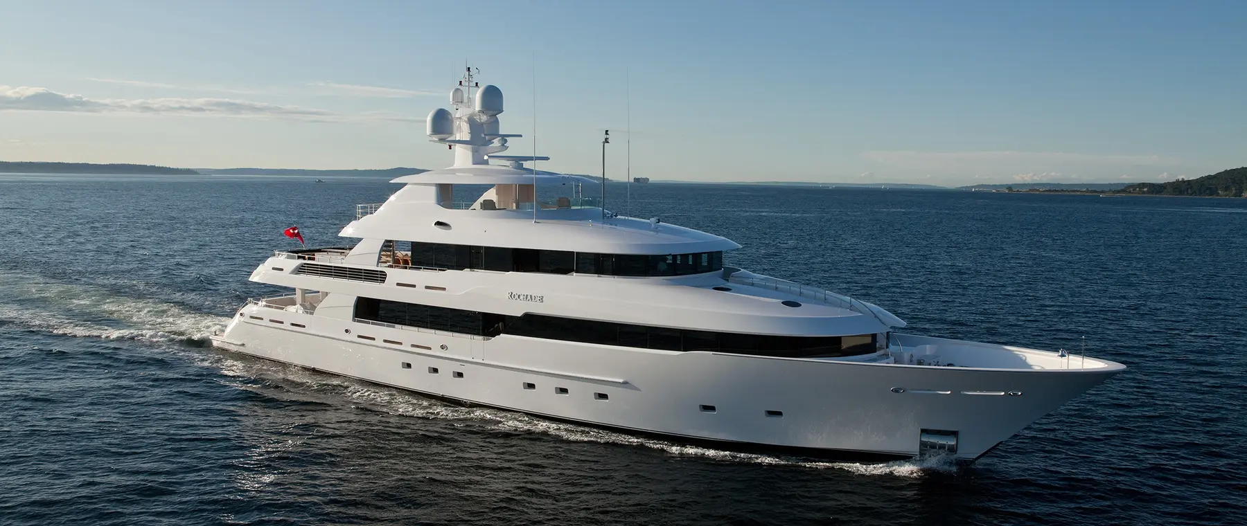 Rochade - Delta Marine official image