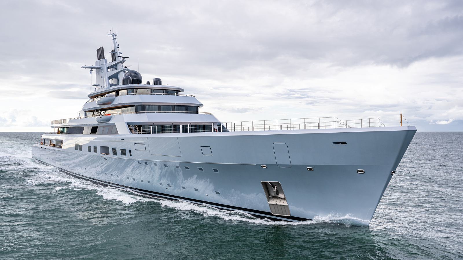 Lürssen official image — Dragonfly