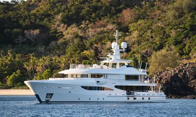 DRIFTWOOD - Damen Yachting official image