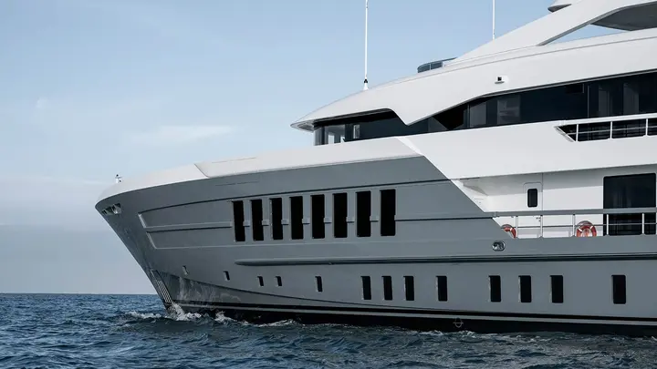 MY Reliance - Heesen official image