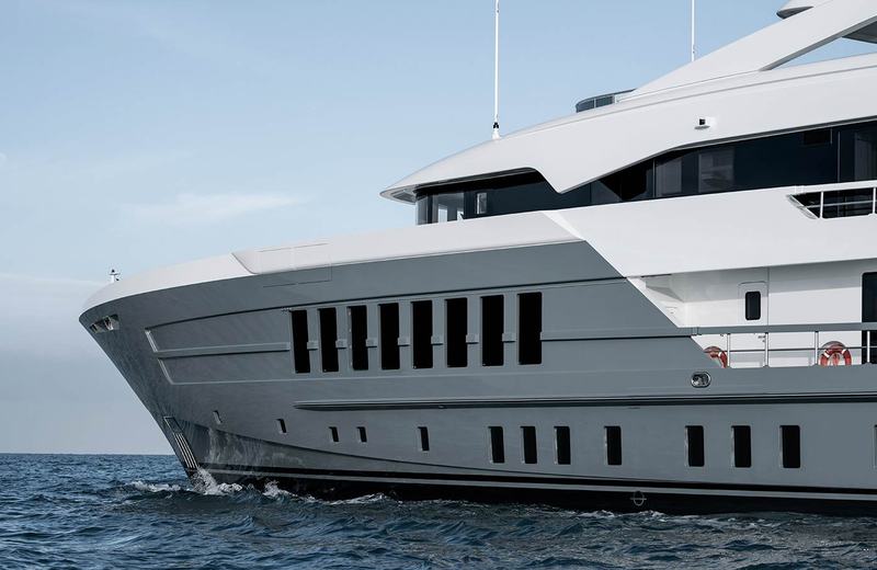 MY Reliance - Heesen official image