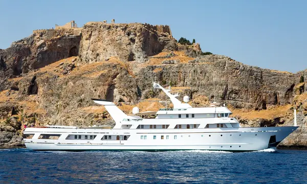 ESMERALDA — Fraser official image 2
