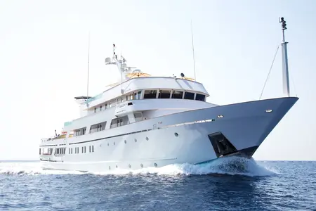 ESMERALDA — Fraser official image 6