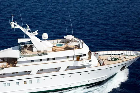 ESMERALDA — Fraser official image 3