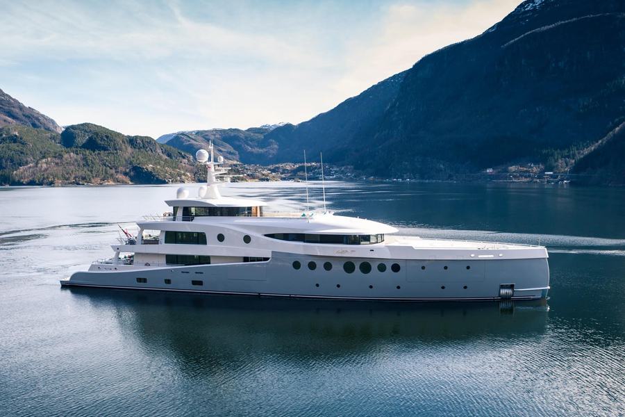 EVENT - Damen Yachting official image