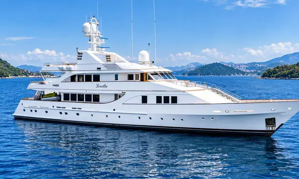Feadship LORETTA Fraser official image 2026