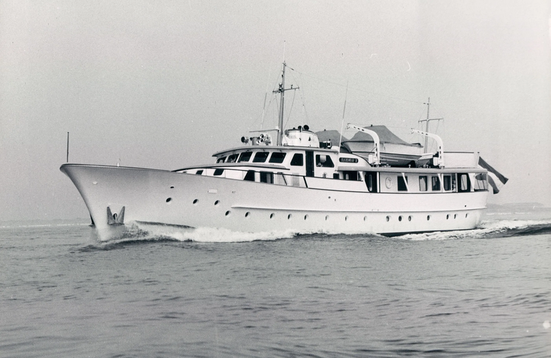 Feadship Jennifer D 1966