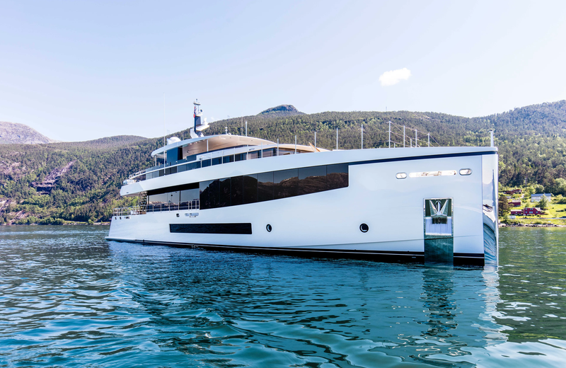 Feadship Kamino 2016