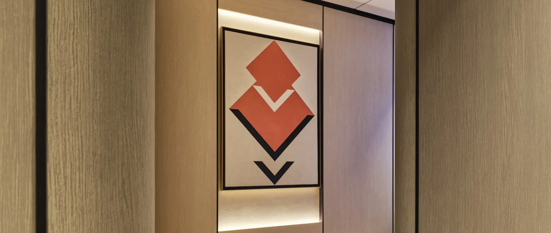 Aon Highlights Insurance and Climate Risks for Fine Art Aboard Superyachts — source image