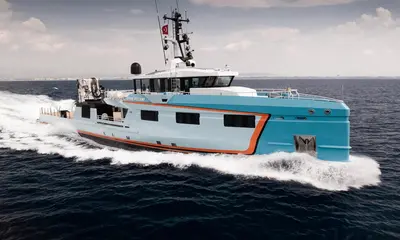 Five Oceans - Damen Yachting official image