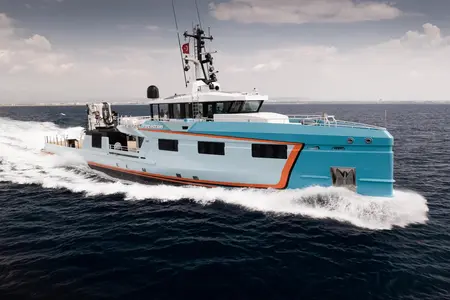 Five Oceans - Damen Yachting official image