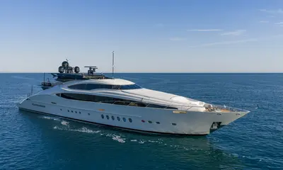 FIVE — Royal Yacht International