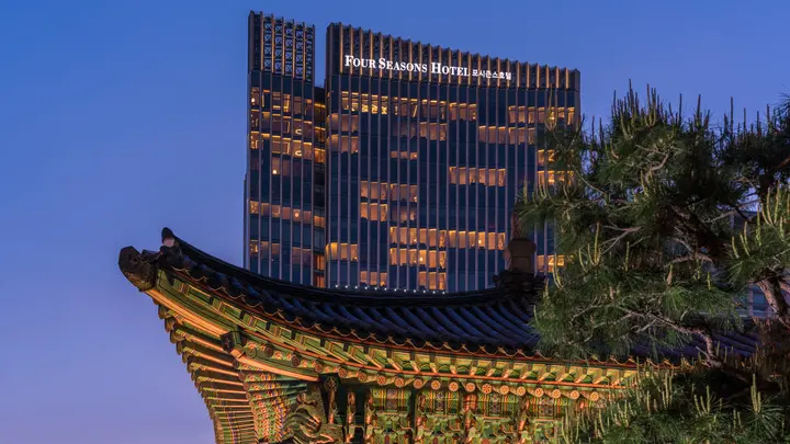 Official Four Seasons Hotel Seoul 2026 Michelin Keys image
