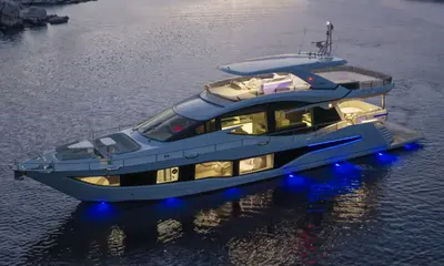 Galeon 800 FLY — official Galeon image 01