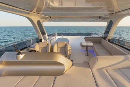 Galeon 800 FLY — official Galeon image 04