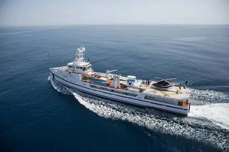Garçon - Damen Yachting official image